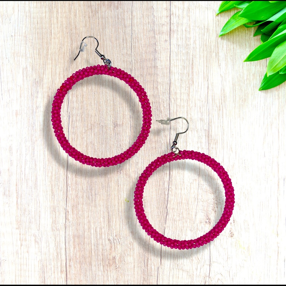 Brand new Fashionable Lead & Nickel FREE earrings.